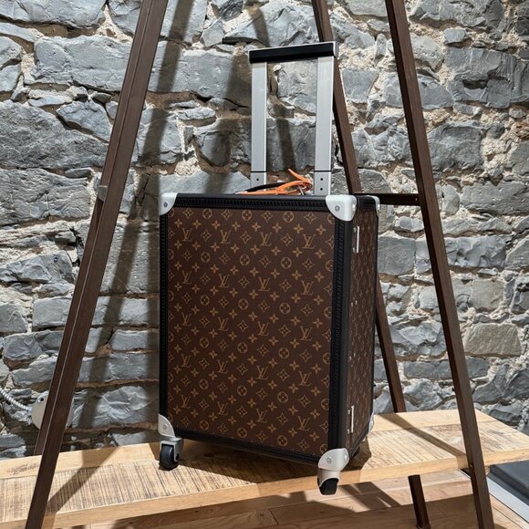 Louis Vuitton SS23 Runway Monogram Macassar Rolling Trunk - Picture 14 of 16